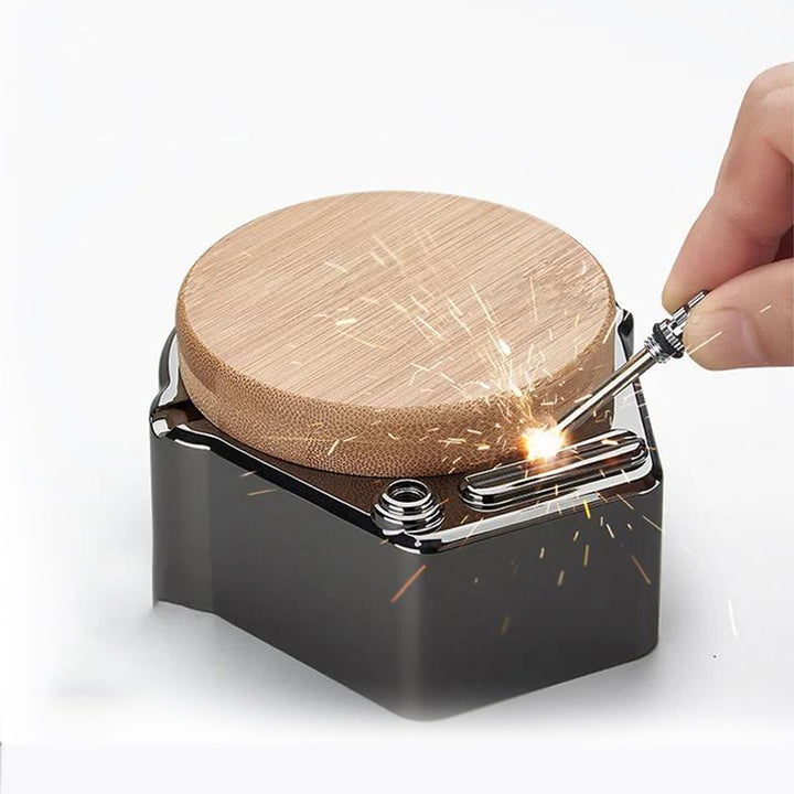 Practical Multifunctional Ashtray With Refillable Lighter High-quality Classic Design 