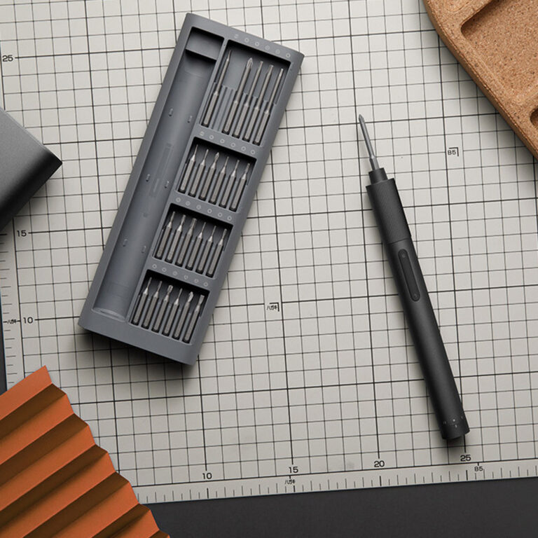 28-Piece Xiaomi Mijia Electrical Precision Screwdriver Kit Rechargeable Magnetic Aluminum Case