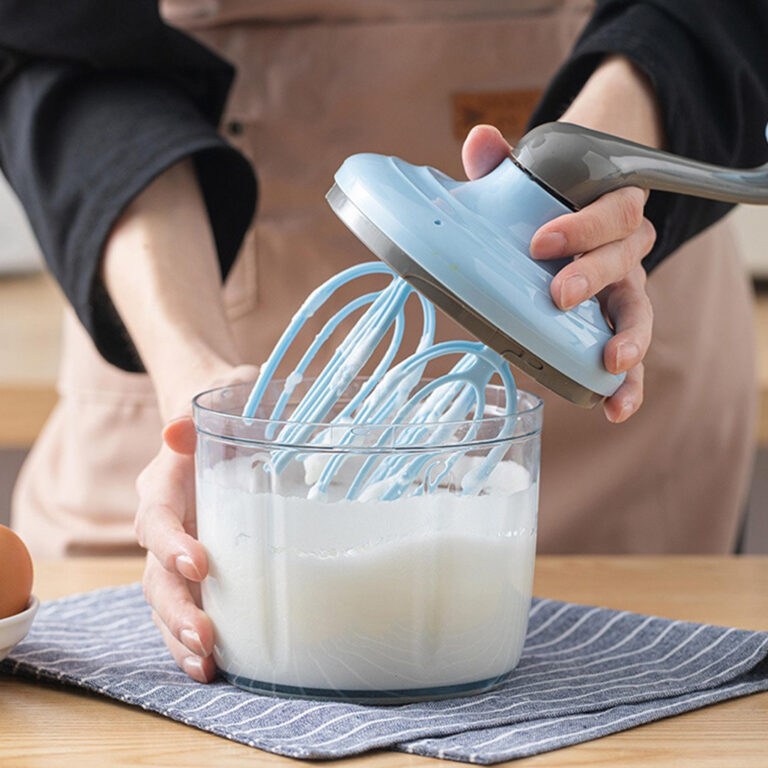 Multifunctional Manual Egg Beater Whisk Hand Stirring Cream Butter Mixer